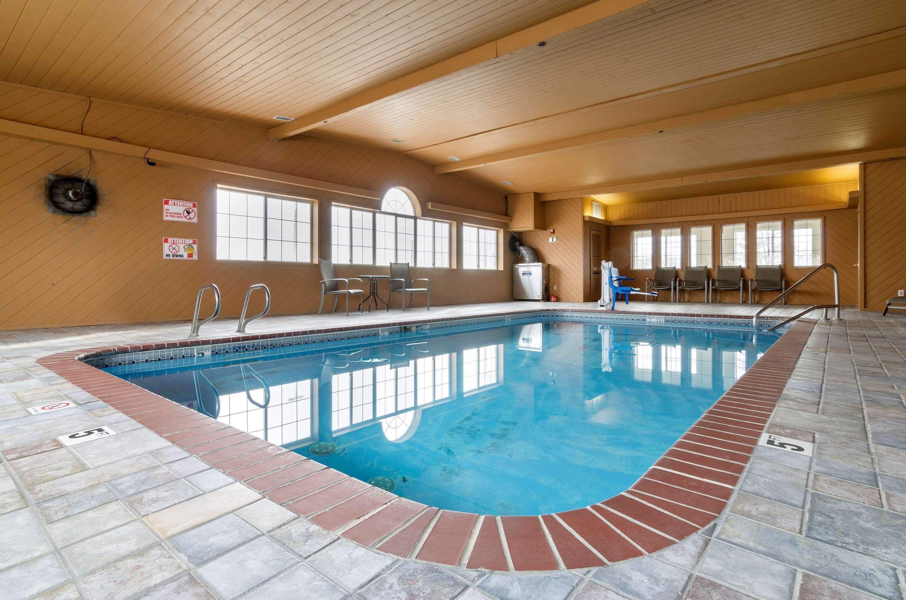 Quality Inn Osceola Exterior photo